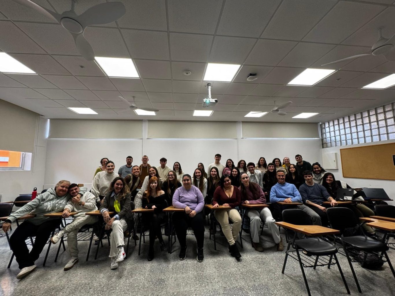 Presentació "Què ha de tenir un bon orientador/a" per part de l'alumnat GPS al Màster de Psicopedagogia a l'UAB